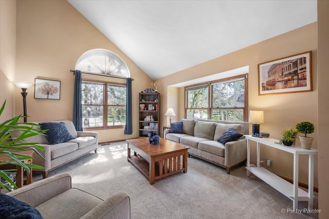 0N688 Chelsea Circle, Winfield, IL 60190
