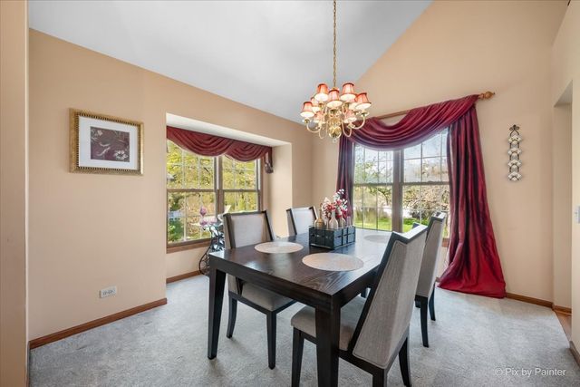 0N688 Chelsea Circle, Winfield, IL 60190