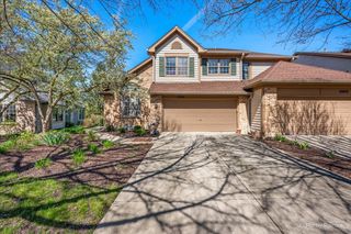 0N688 Chelsea Circle, Winfield, IL 60190