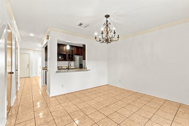 10652 Hazelhurst Drive 29, Houston, TX 77043