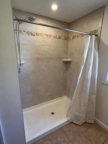 43 Billings Rd, Fitchburg, MA 01420