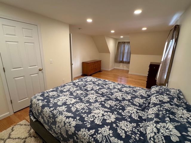 43 Billings Rd, Fitchburg, MA 01420