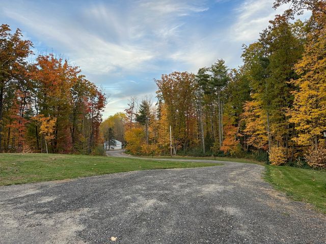 43 Billings Rd, Fitchburg, MA 01420