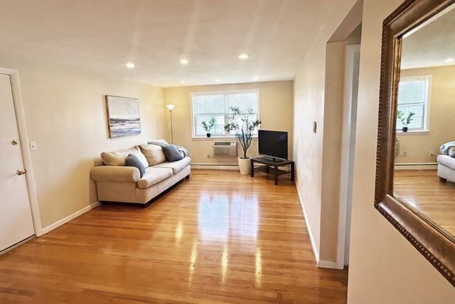 12 Colonial Village Drive 12, Arlington, MA 02474