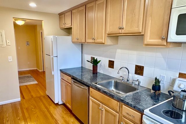 12 Colonial Village Drive 12, Arlington, MA 02474