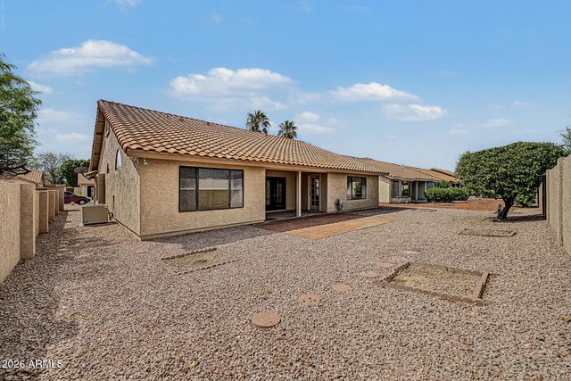 9802 W ROCKWOOD Drive, Peoria, AZ 85382