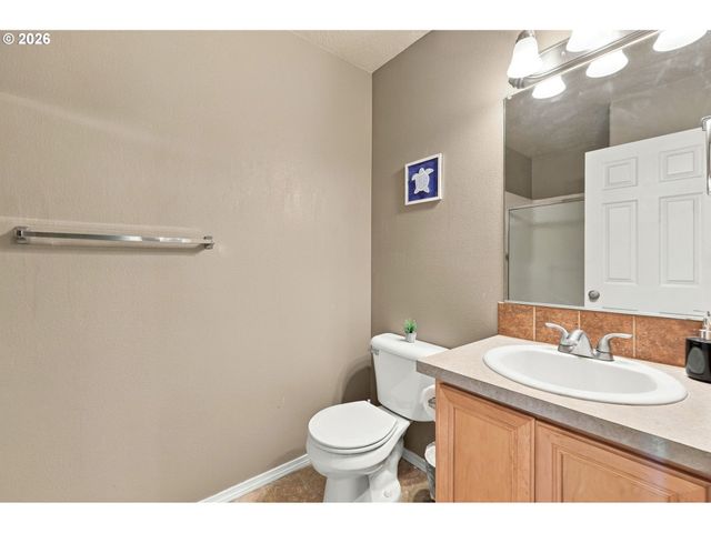 4000 Ne 109TH Ave B142, Vancouver, WA 98682