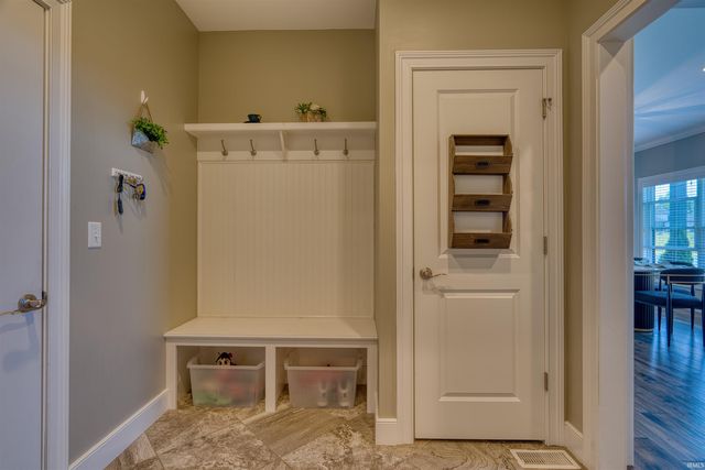 2221 Sable Way, Newburgh, IN 47630