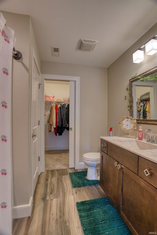 2221 Sable Way, Newburgh, IN 47630