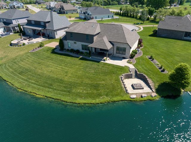 2221 Sable Way, Newburgh, IN 47630
