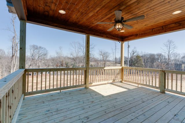 6841 Highway 41, N, Cedar Hill, TN 37032