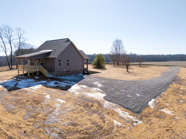 6841 Highway 41, N, Cedar Hill, TN 37032