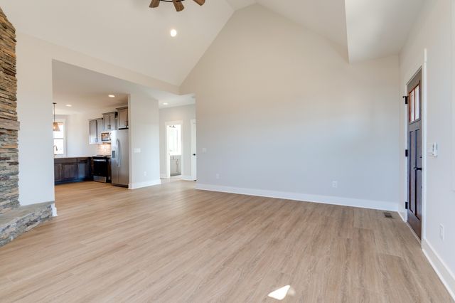 6841 Highway 41, N, Cedar Hill, TN 37032