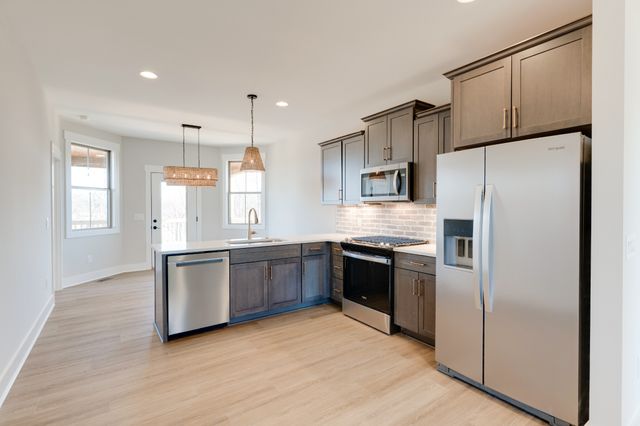 6841 Highway 41, N, Cedar Hill, TN 37032