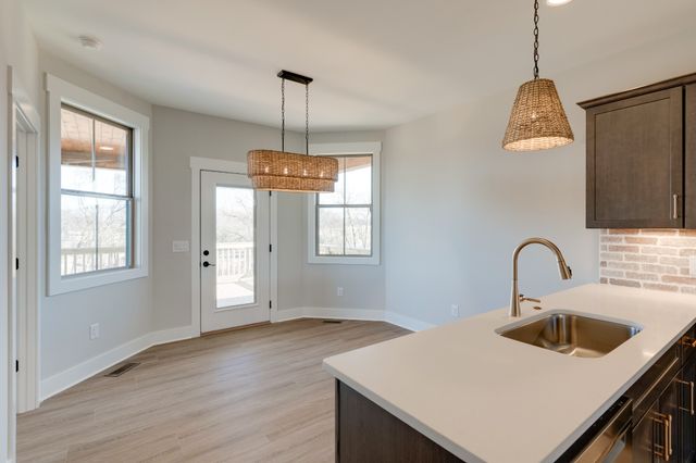 6841 Highway 41, N, Cedar Hill, TN 37032