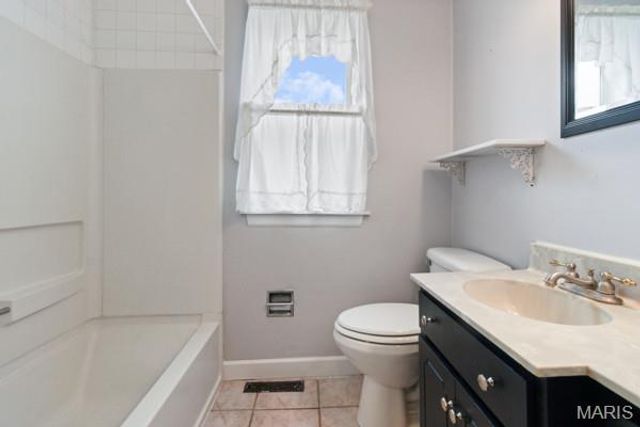 402 N Taylor Avenue, Crystal City, MO 63019