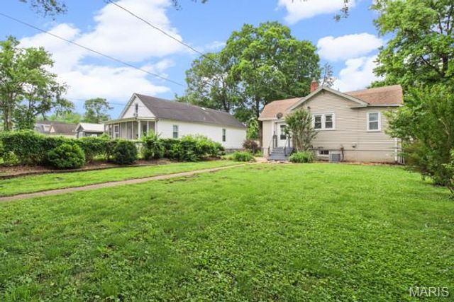 402 N Taylor Avenue, Crystal City, MO 63019