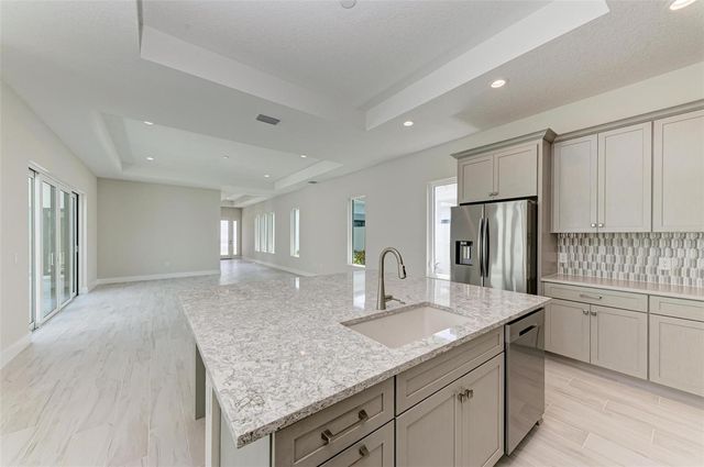 6028 CAT CLAW LANE, Bradenton, FL 34210