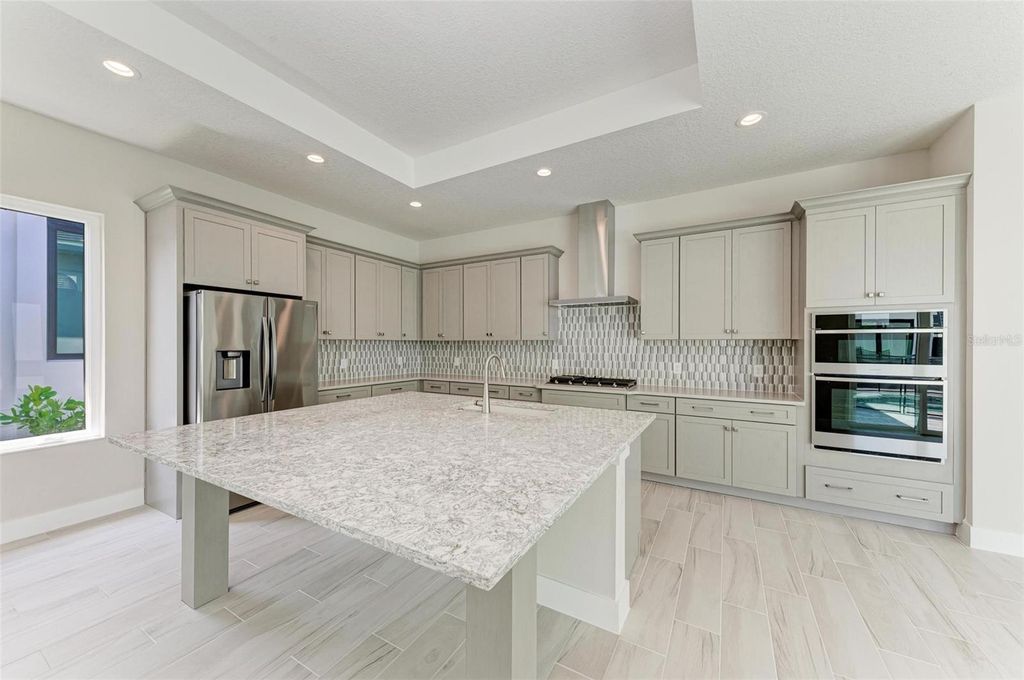 Image 11 of property listing at 6028 CAT CLAW LANE, Bradenton, FL 34210