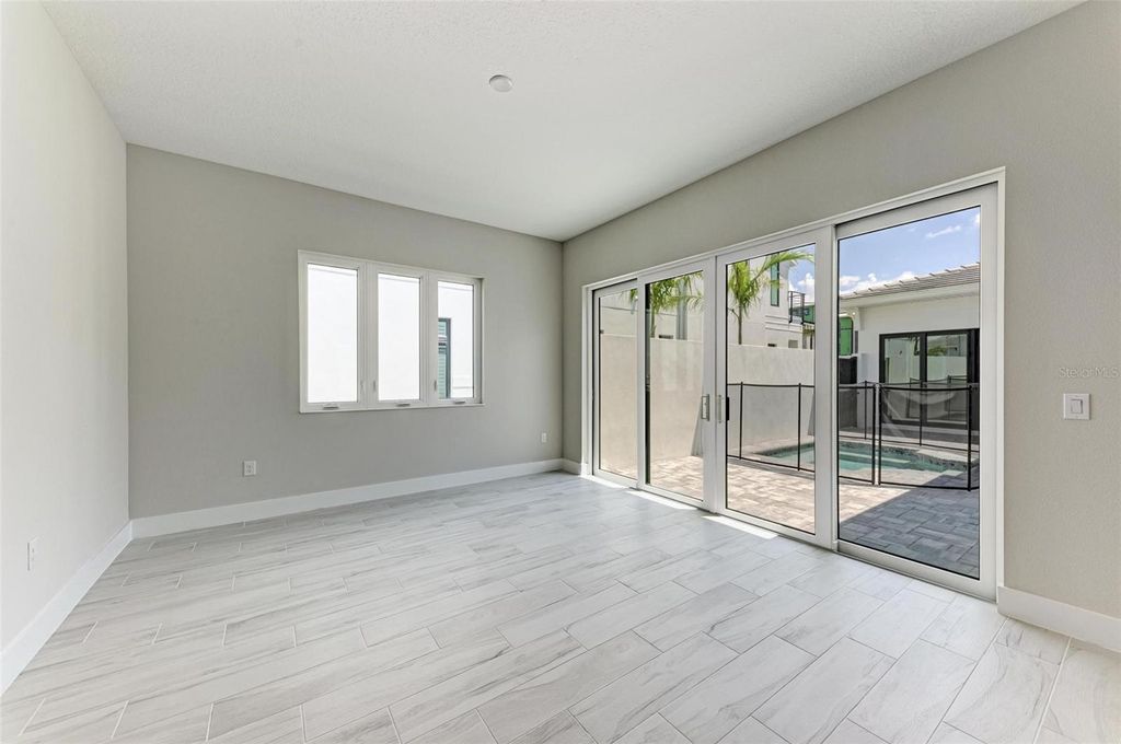 Image 16 of property listing at 6028 CAT CLAW LANE, Bradenton, FL 34210