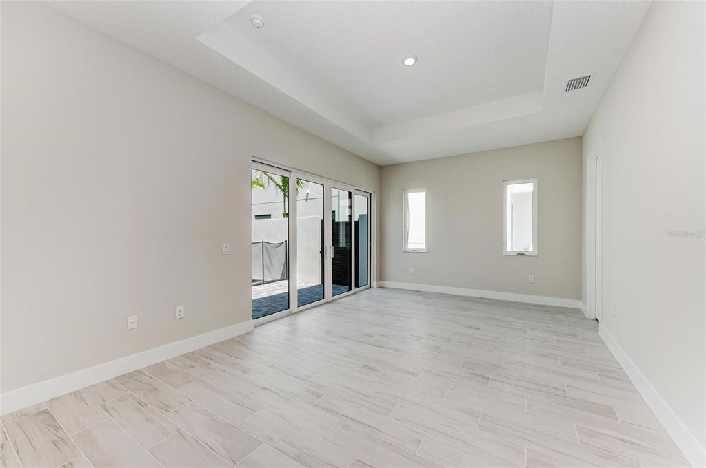 Image 20 of property listing at 6028 CAT CLAW LANE, Bradenton, FL 34210