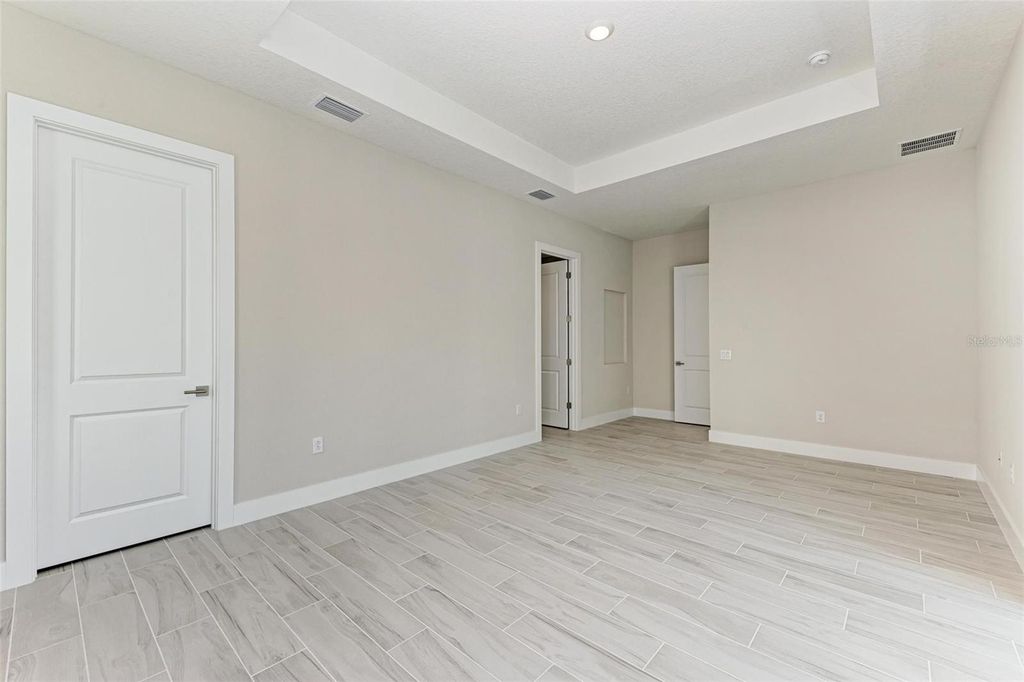Image 22 of property listing at 6028 CAT CLAW LANE, Bradenton, FL 34210