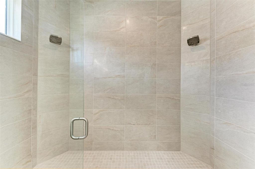Image 24 of property listing at 6028 CAT CLAW LANE, Bradenton, FL 34210