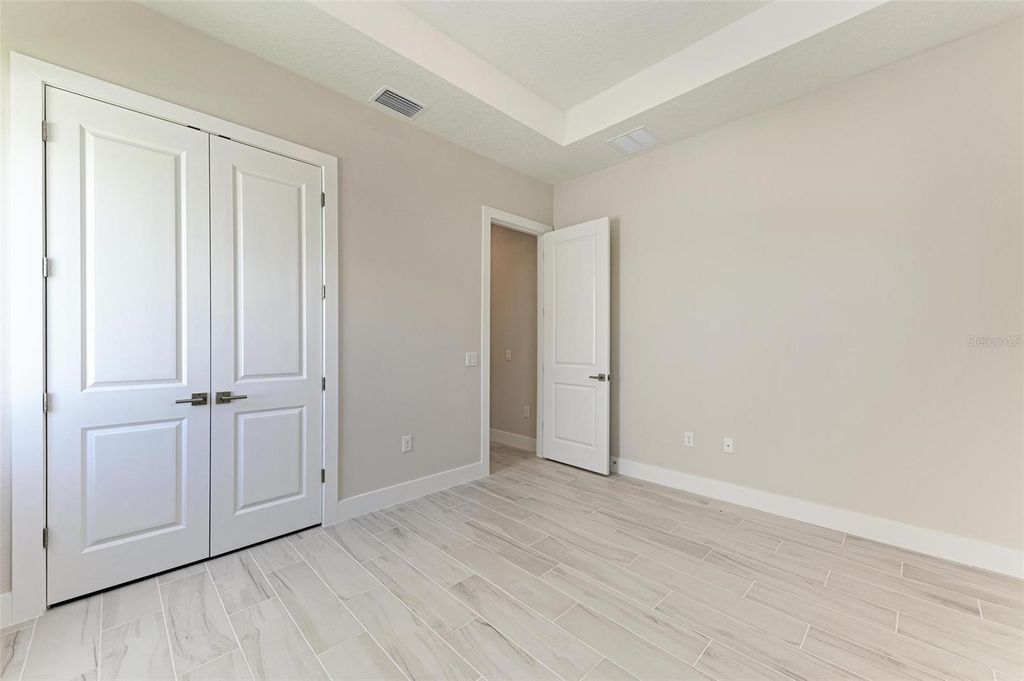 Image 29 of property listing at 6028 CAT CLAW LANE, Bradenton, FL 34210