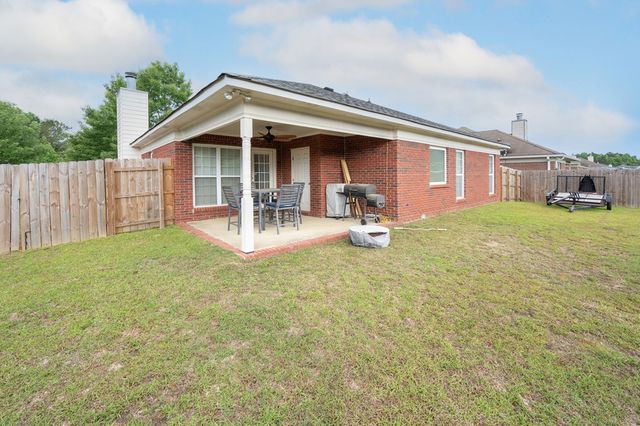 61 Lincolnshire Lane, Phenix City, AL 36870