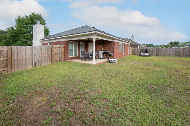61 Lincolnshire Lane, Phenix City, AL 36870