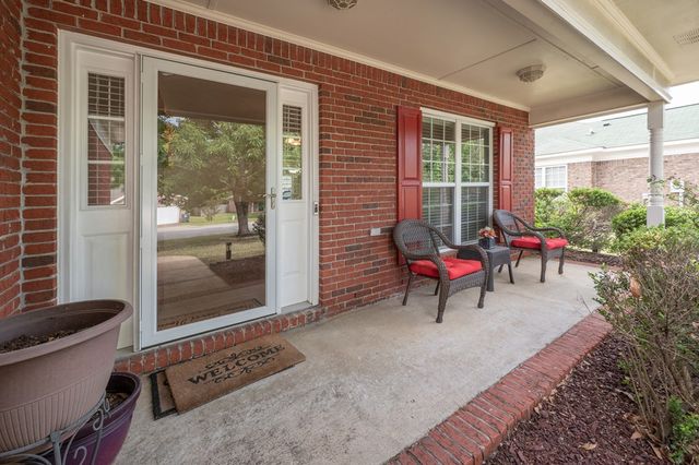 61 Lincolnshire Lane, Phenix City, AL 36870