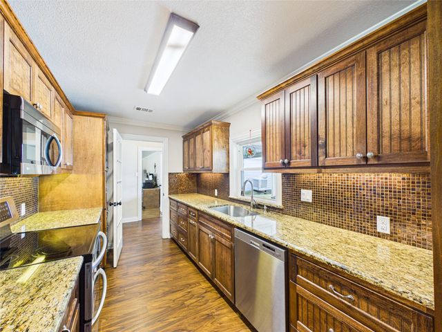 1212 Delores Street, Kemah, TX 77565