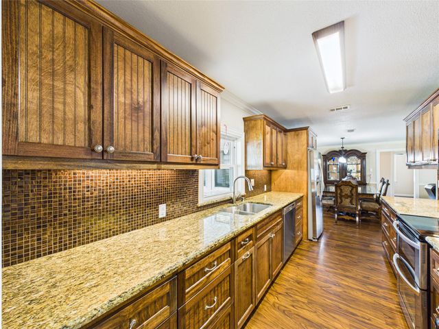 1212 Delores Street, Kemah, TX 77565