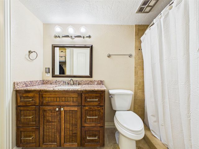 1212 Delores Street, Kemah, TX 77565