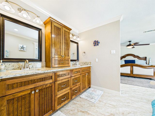 1212 Delores Street, Kemah, TX 77565