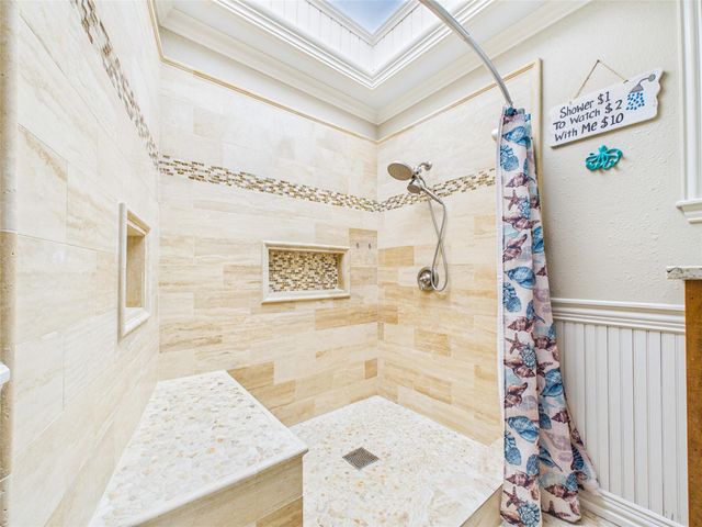 1212 Delores Street, Kemah, TX 77565