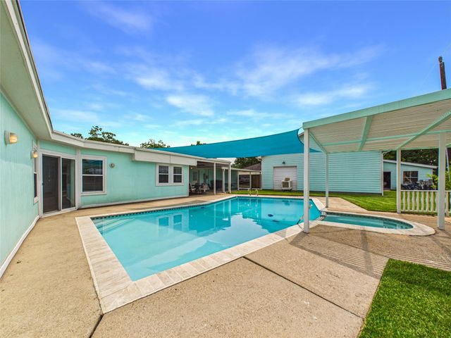 1212 Delores Street, Kemah, TX 77565