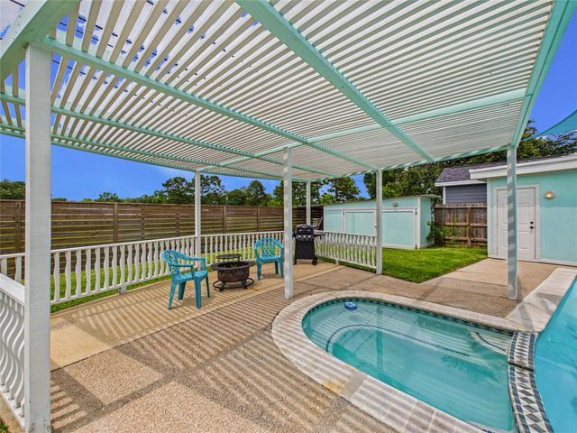 1212 Delores Street, Kemah, TX 77565