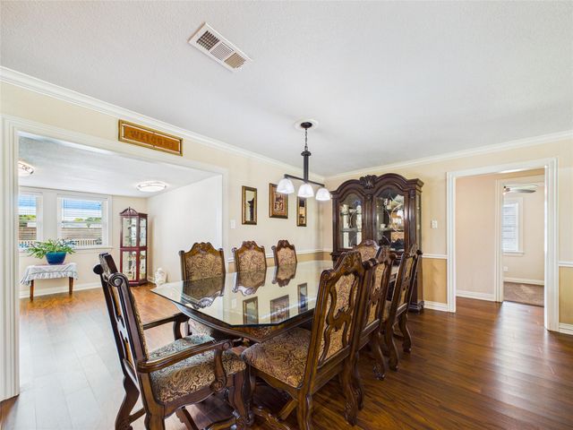 1212 Delores Street, Kemah, TX 77565