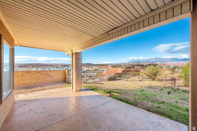 393 N CRESTLINE CIR, St. George, UT 84790