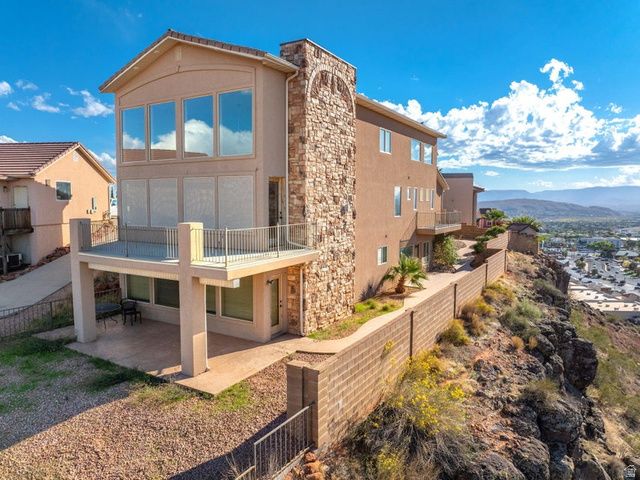 393 N CRESTLINE CIR, St. George, UT 84790