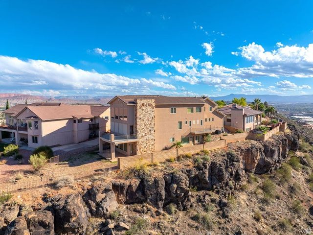 393 N CRESTLINE CIR, St. George, UT 84790