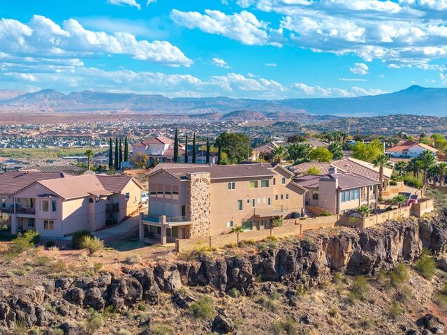 393 N CRESTLINE CIR, St. George, UT 84790