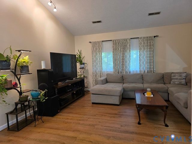 14546 Stillmeadows Rd, Montpelier, VA 23192