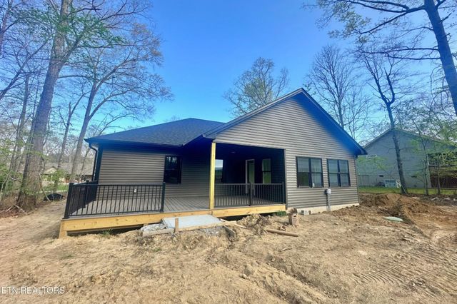 614 Apoka Lane, Crossville, TN 38572