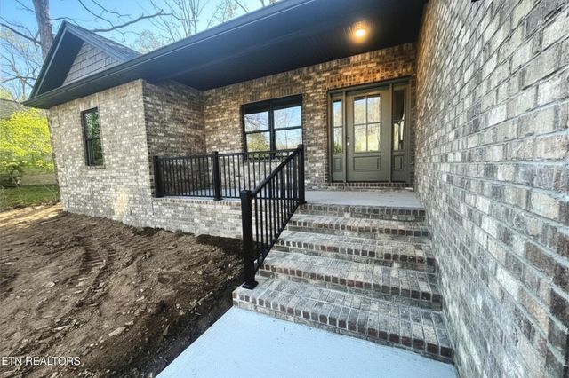 614 Apoka Lane, Crossville, TN 38572