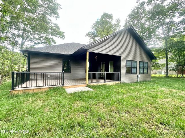 614 Apoka Lane, Crossville, TN 38572