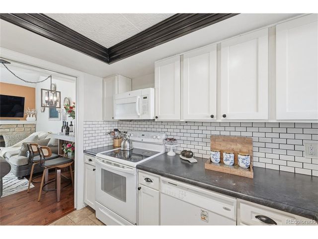 12106 E 2nd Dr, Aurora, CO 80011