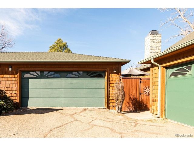 12106 E 2nd Dr, Aurora, CO 80011