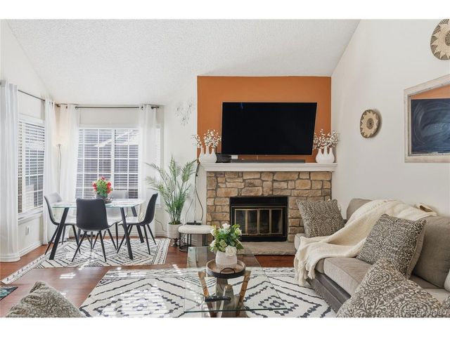 12106 E 2nd Dr, Aurora, CO 80011